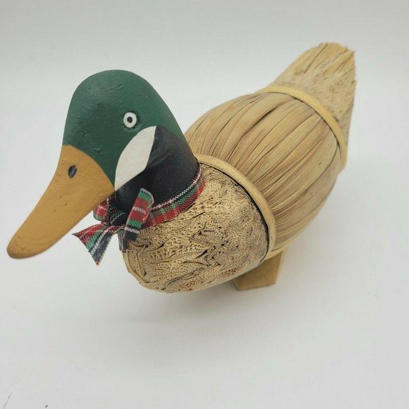 Set of 2 NIB Handcrafted Seagrass Bird Duck - Russ - Picture 5 of 8